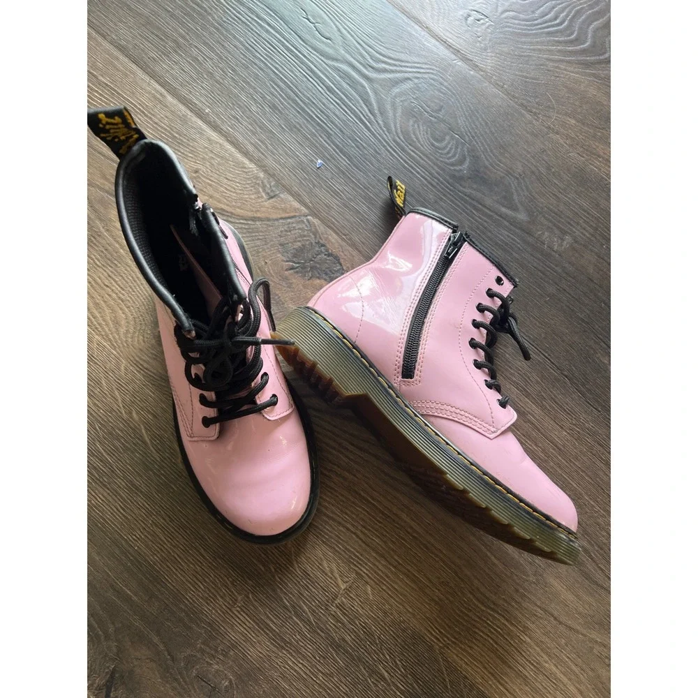 Dr. Martens 1460 J Pink Patent Leather Ankle‎ Boots Kids Girls US 4 UK 3